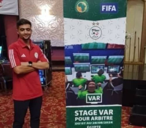 مشاركة حكم الربطة الولائية لكرة القدم غرداية حاج يحي حسين في تربص تقنية الفار بالقاهرة