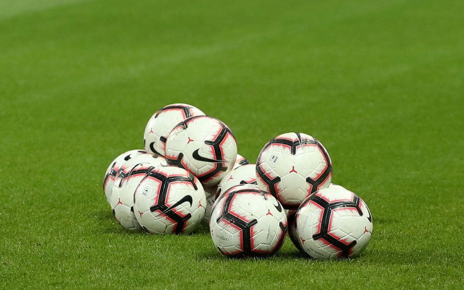 إعـــلان للمدربيــن