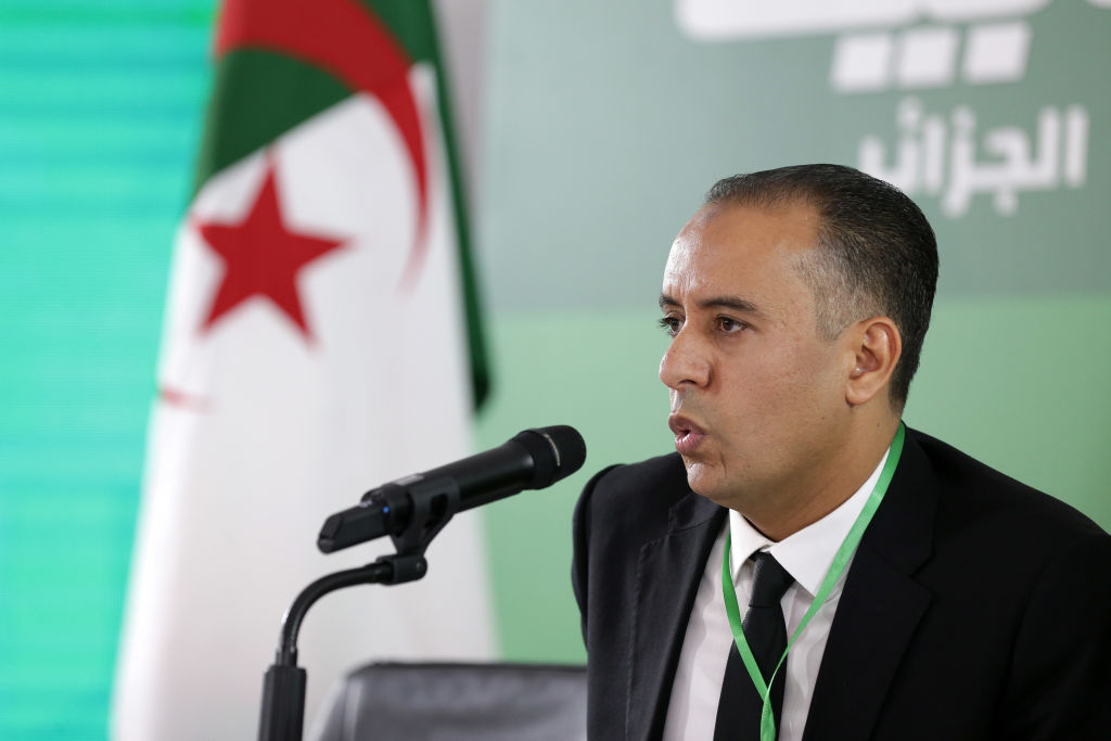 تهنئة بمناسبة انتخاب السيد وليد صادي رئيسا للاتحاد الجزائري لكرة القدم