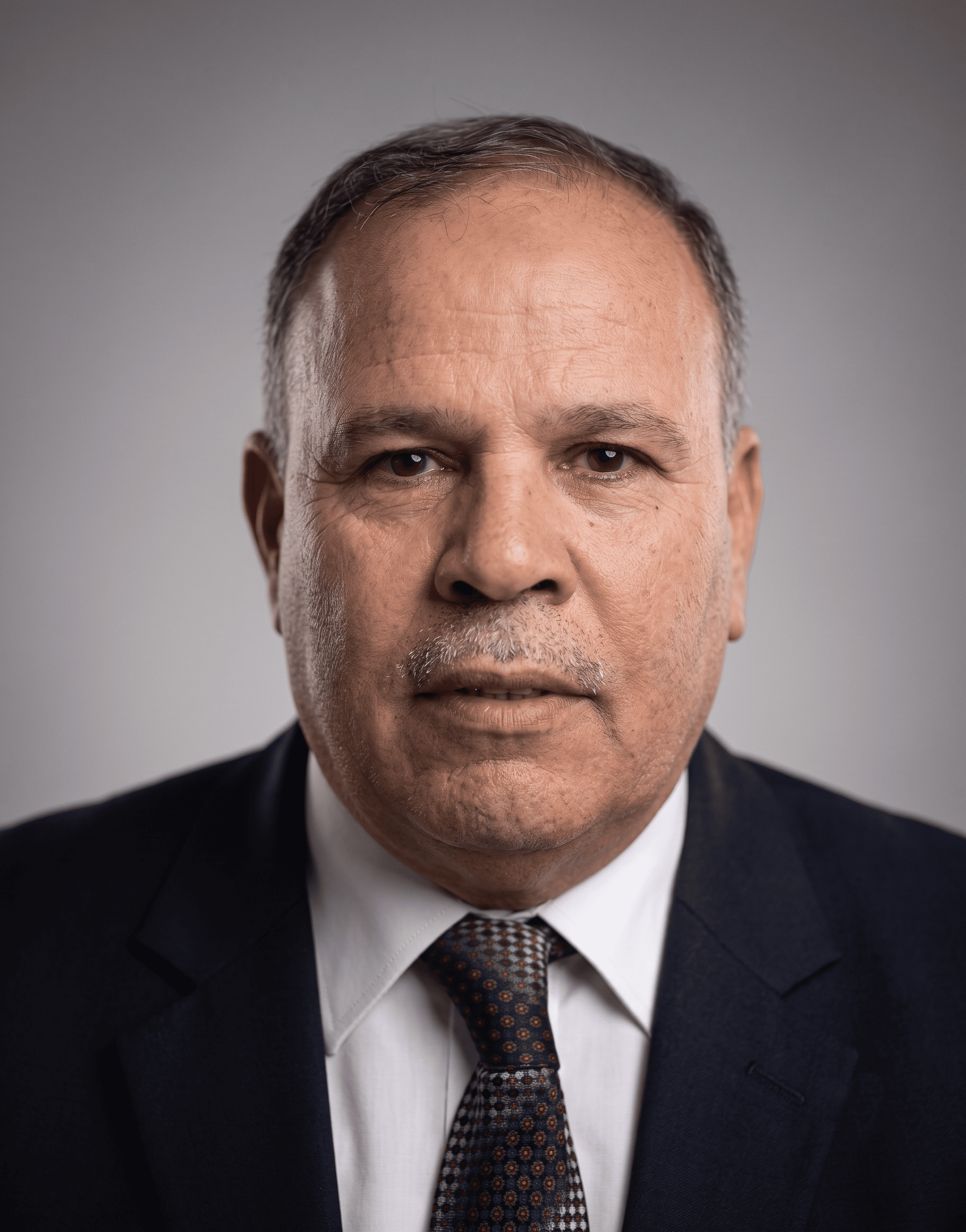 يوسف عزوز